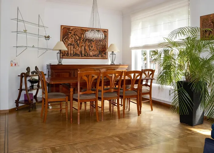 Elegance ,Space & Luxury In Brussels